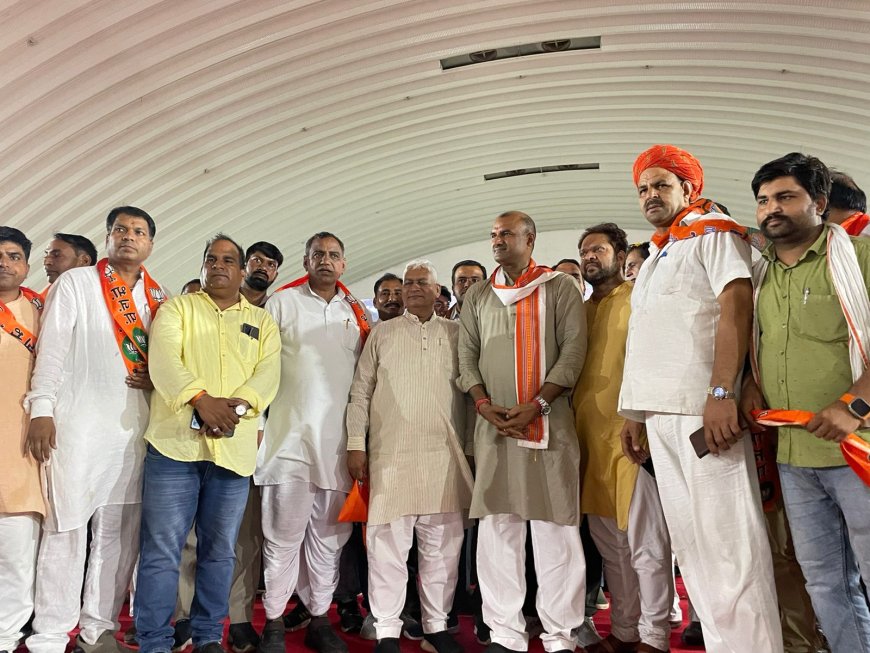 देर रात सांवलियाजी पहुंची परिवर्तन यात्रा, किए  दर्शन चित्तौड शहर में आज शाम होगी सभा  