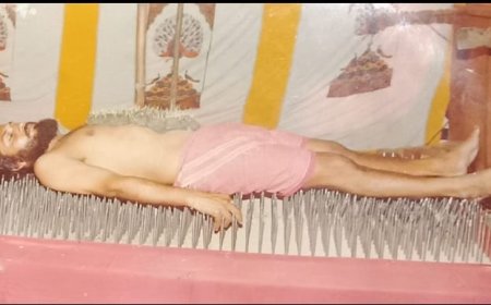 नौ रात्रि में नो दिन लोहे के कीलों पर सो कर अपने शरीर पर ज्वारे उगाएंगे  