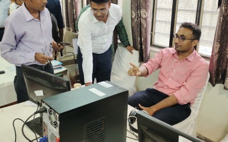 पेड न्यूज़ एवं सोशल  मीडिया पर रहेगी नज़र - जिला निर्वाचन अधिकारी