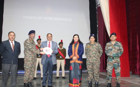 25 वर्षों के बाद फिर से मिले तो यादें हुई ताजा