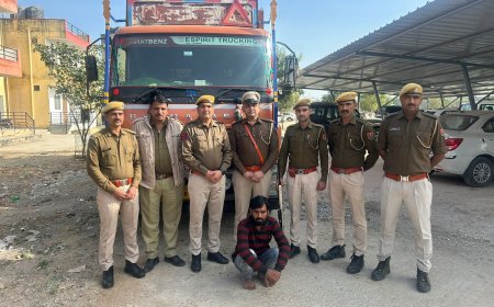 ट्रक में कपास की खल के आड़ में परिवहन किया जा रहा 36 क्विटंल से अधिक डोडा चूरा जप्त