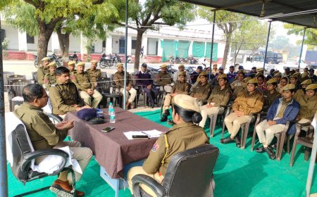  पुलिस अधिकारियों कर्मचारियों को बताए चुनाव आयोग के निर्देश 
