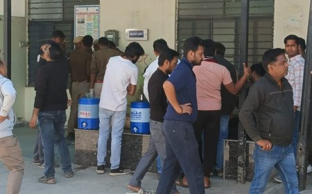 लगातार डबल ड्यूटी करवाने के कारण उसकी हालत खराब हुई