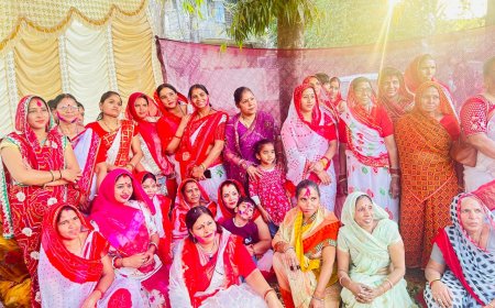 पच्चास साल पुराने पिपलेश्वर महादेव मंदिर में पहली बार महिलाओं की पहल से मनाया भक्तिमय फागोत्सव 