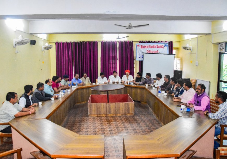 लोकसभा चुनाव तैयारी को लेकर विधायक आक्या ने ली बैठक