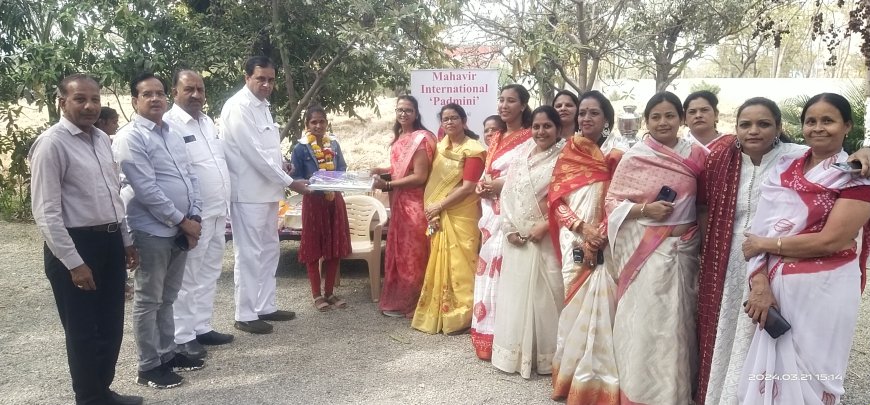 महावीर इंटरनेशनल पद्मनी ने कराया विवाह योग्य युवतियों का कन्यादान