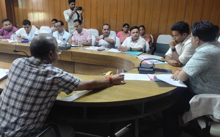 आमजन को मिले शुद्ध पेयजल, बिजली एवं स्वास्थ्य सेवाएं - राजेंद्र भट्ट*