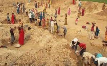 अब मनरेगा की मजदूर सुबह 5:30 बजे से करेंगे काम