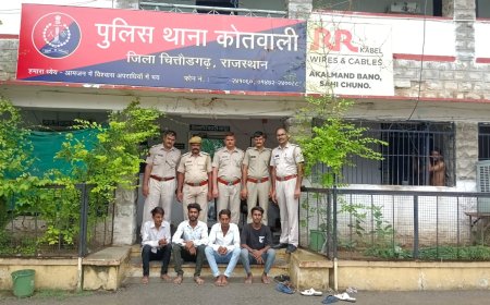 वाहन चोरी की घटना का पर्दाफश, दो खरीददार सहित चार गिरफ्तार 