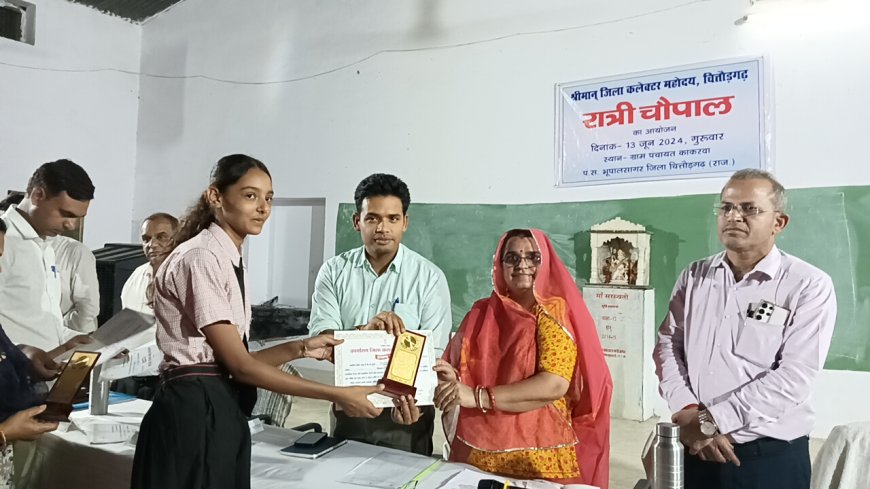 कपासन विधायक और  कलक्टर ने सुने लोगों के अभाव- अभियोग, निराकरण के लिए अधिकारियों को दिए निर्देश 