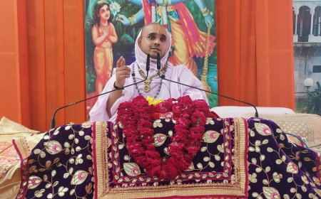 भाव से भगवान को भजने से बेड़ा पार हो जाता है 