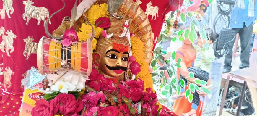 बेगू नगर के जोडेश्वर महादेव मंदिर से नीलकंठ महादेव की  शाही सवारी निकली