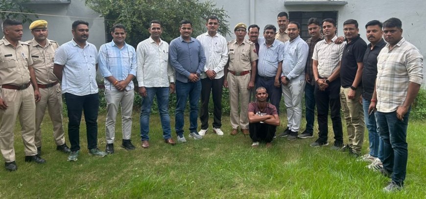 भीलवाडा पुलिस की बडी सफलता गोवंष की पूंछ काटकर मंदिर के बाहर फैंकने का मुख्य आरोपी  गिरफ्तार   पांच सौ से ज्यादा सीसी कैमरे खंगाले 