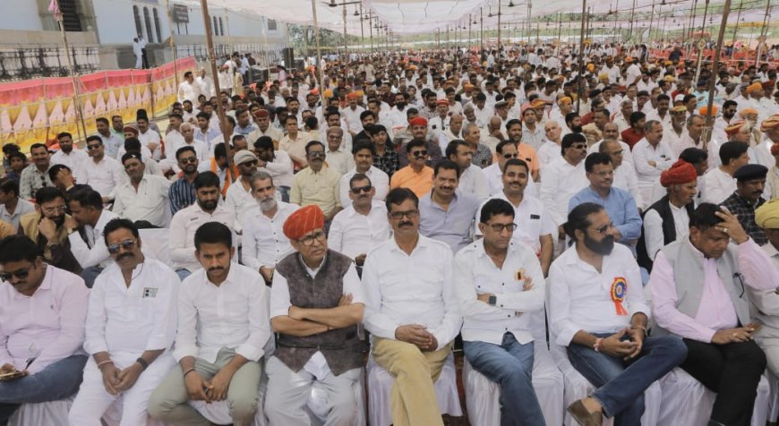 राजपूत समाज ने उठाई चंद्रभान को मंत्री बनाने की मांग सीएम बोले आपका विधायक बहुत होशियार है