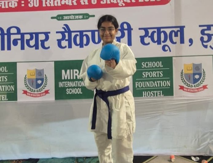 चित्तौड़ की अमरप्रीत कौर ने झुंझुनू में कराटे में जीता स्वर्ण पदक, राष्ट्रीय प्रतियोगिता के लिए चयनित।