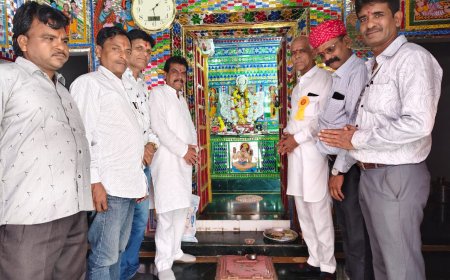 लखारा समाज का निकुंभ में अन्नकूट महोत्सव सम्पन्न