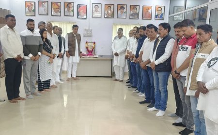 पंडित जवाहरलाल नेहरू जयंती पर कांग्रेसजनों ने की श्रद्धांजलि सभा एवं विचार गोष्ठी