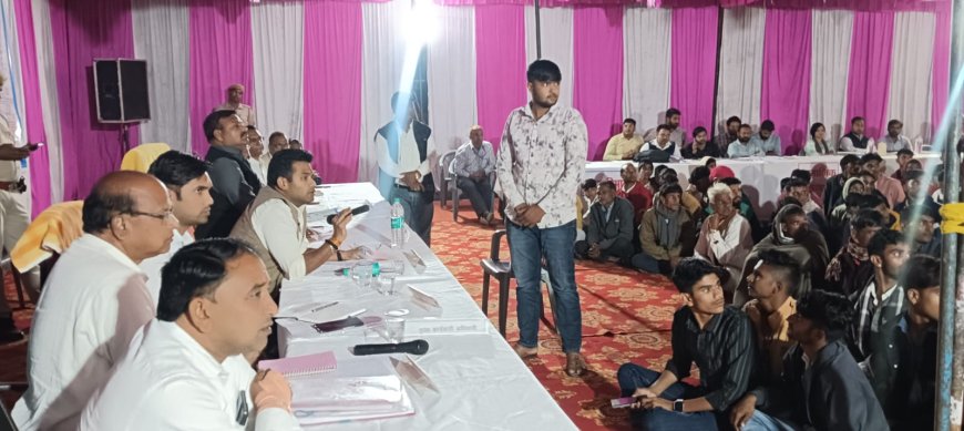 बेगूं के बरनियास में रात्रि चौपाल का आयोजन, कलक्टर ने पारसोली थाने का भी किया निरीक्षण