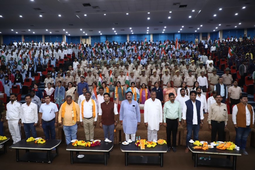 वंदे मातरम् @150 : राष्ट्रगीत के 150 वर्ष पूर्ण होने पर रैली एवं जिला स्तरीय समारोह आयोजित