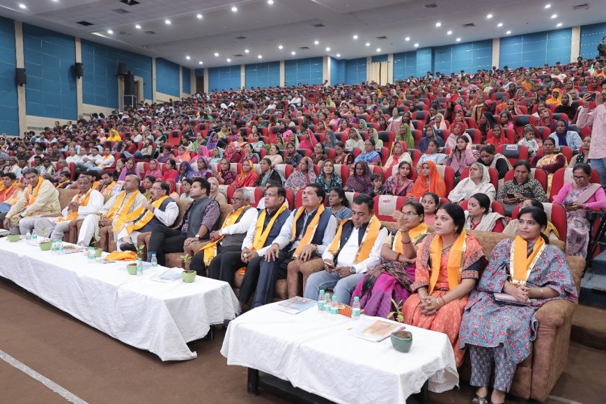 बिरसा मुंडा जयंती के 150 वें वर्ष पर जिला स्तरीय समारोह आयोजित