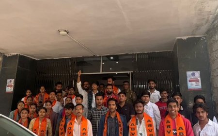 एबीवीपी चित्तौड़ नगर इकाई ने कोचिंग संस्थानों की समस्याओं को लेकर जिला कलेक्टर को सौंपा ज्ञापन