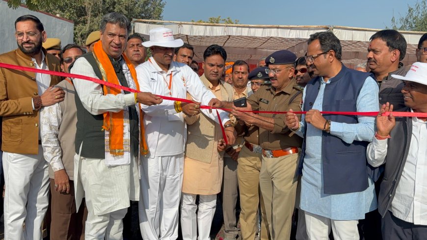 पूर्व प्रधानमंत्री वाजपेयी के जन्मदिन पर अटल उद्यान का लोकार्पण एवं सेवानिवृत्त पुलिस कर्मियों का सम्मान