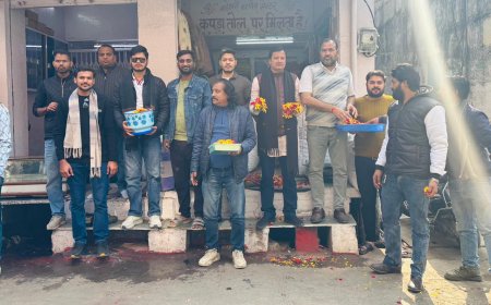 चित्तौड़ी आठम महोत्सव समिति ने किया वैष्णव बैरागी समाज की शोभायात्रा का स्वागत