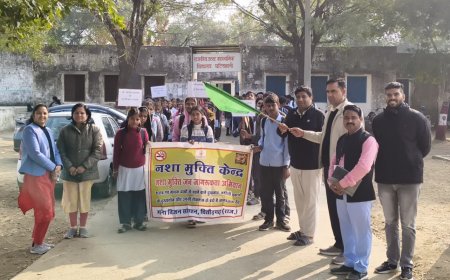 गंगा विजन संस्थान नशा मुक्ति केंद्र की घटियावली स्कूल में रैली आयोजित