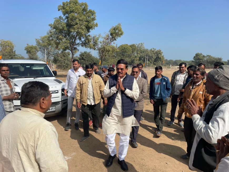 धाकड़ समाज की टी–20 क्रिकेट प्रतियोगिता में उमड़ा खेल उत्साह